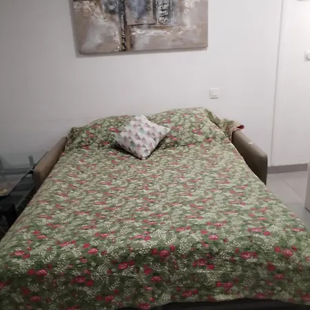 Apartment Magistic Handi *